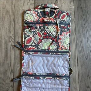 Vera Bradley Nomadic Floral Hanging Organizer Travel Bag